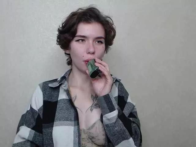 --INDICA-- on BongaCams 