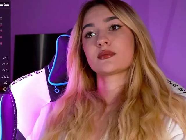 -Lana-Chester- on BongaCams 