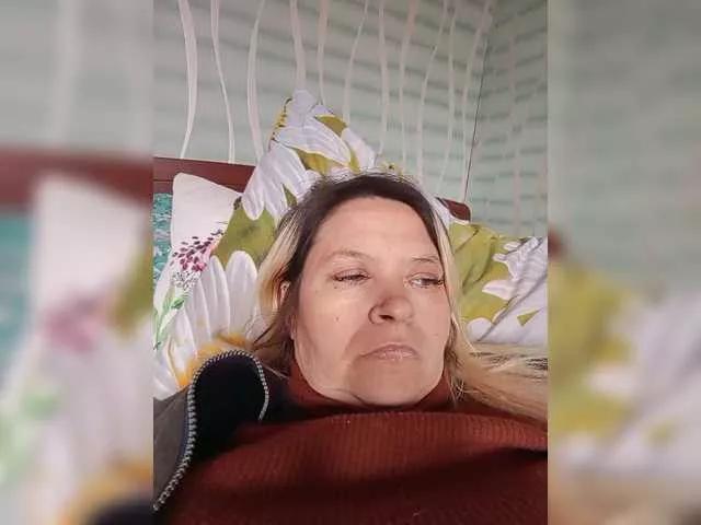 -Raven40- on BongaCams 