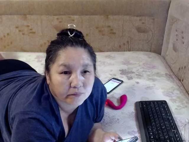 2Milf45 on BongaCams 