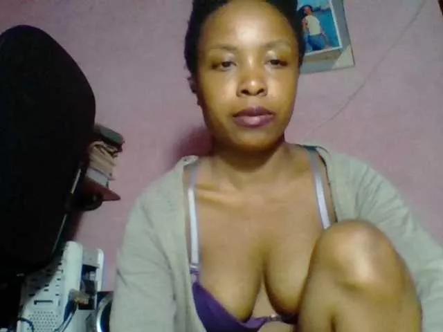 2sexyblackbabe on BongaCams 