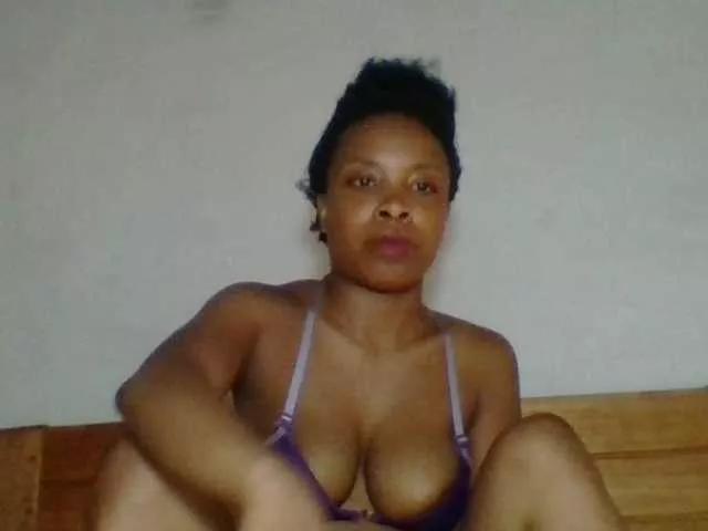 2sexyblackbabe on BongaCams 