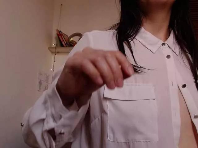 Abigailstone69 on BongaCams 