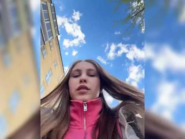 Adelaida1001 on BongaCams 