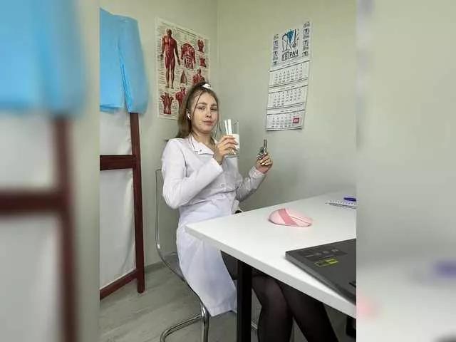Adelaida1001 on BongaCams 