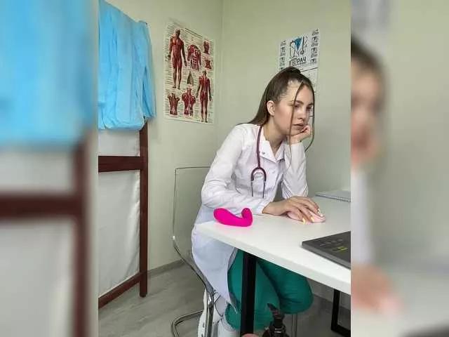 Adelaida1001 on BongaCams 