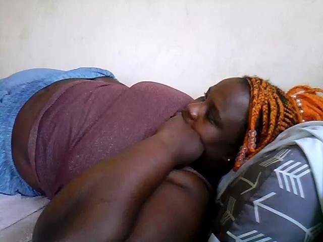 Offline AfricanBBw on BongaCams