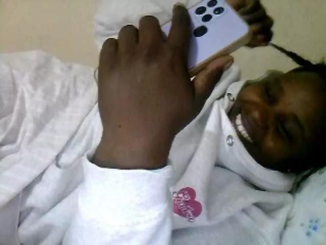 Offline AfricanBBw on BongaCams