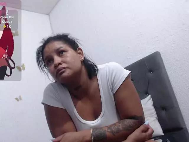 AHINNOAVIP on BongaCams 