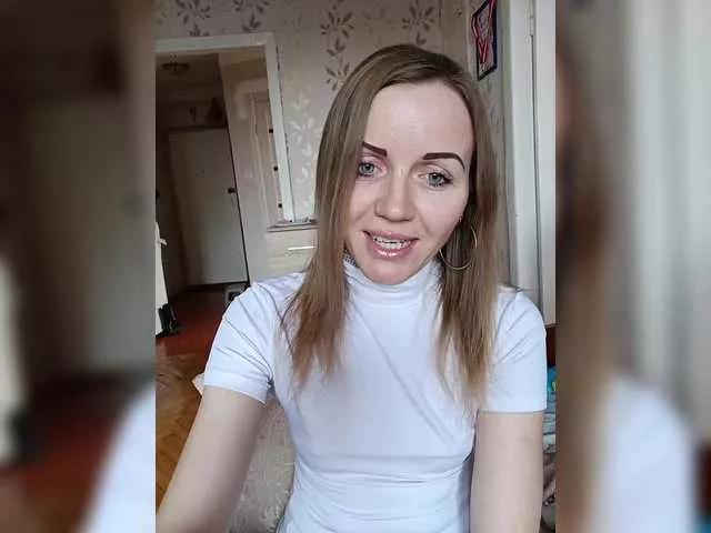 Alenushka888 on BongaCams 
