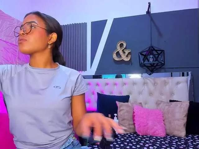 alexaandherson on BongaCams 