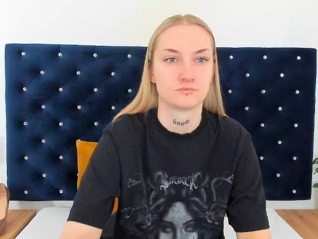 AlexaKisses on BongaCams 