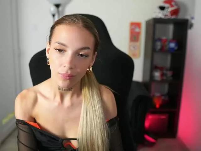 alexxisky on BongaCams