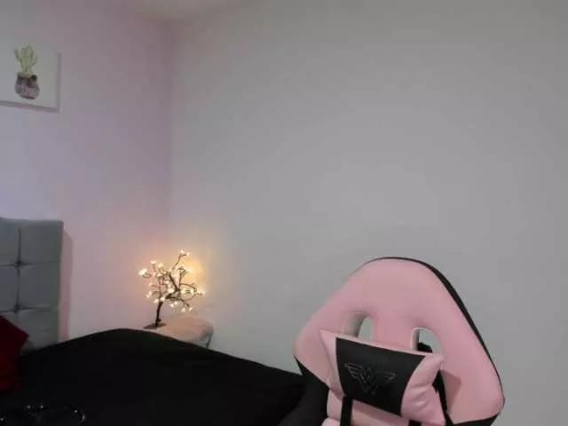 alice2706 on BongaCams 
