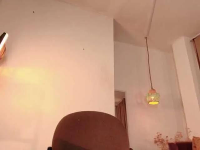 Aliceblaker on BongaCams