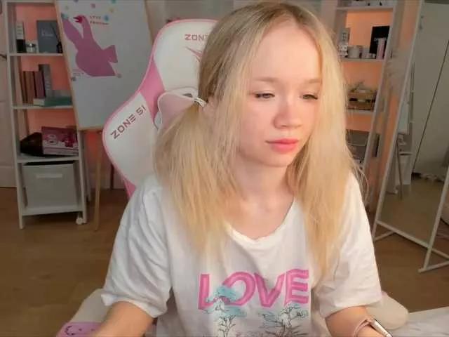 alicecutey on BongaCams