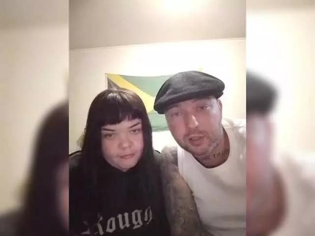 AliceFoxy777 on BongaCams 