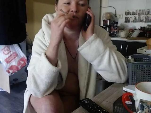 AliceLaKatana on BongaCams 