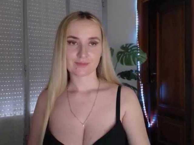 Alina-Lovely on BongaCams 