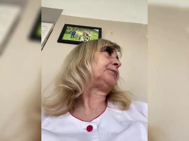 Alina1965 on BongaCams 
