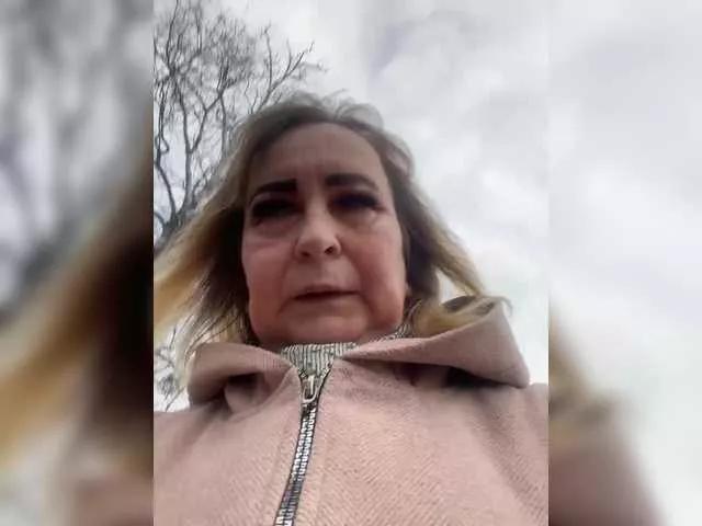 Alina1965 on BongaCams 