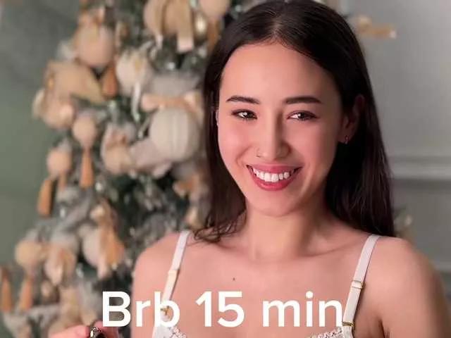 AlinaWey on BongaCams 