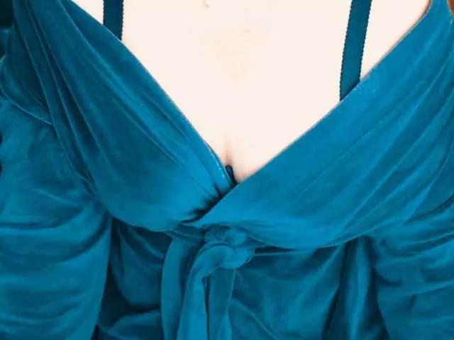 Alisa1917 on BongaCams 