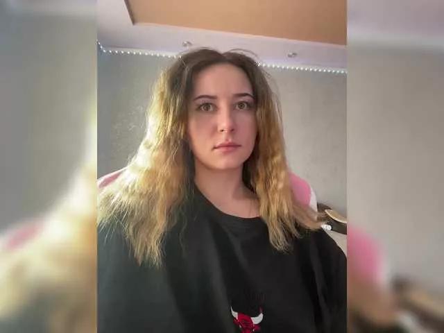 Alisa21-1 on BongaCams 