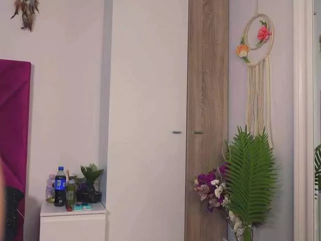 Freechat Aliyv on BongaCams