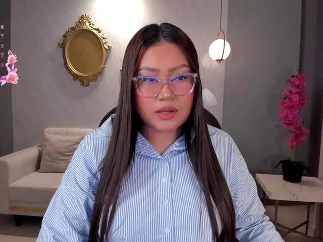 AmberLewis on BongaCams 