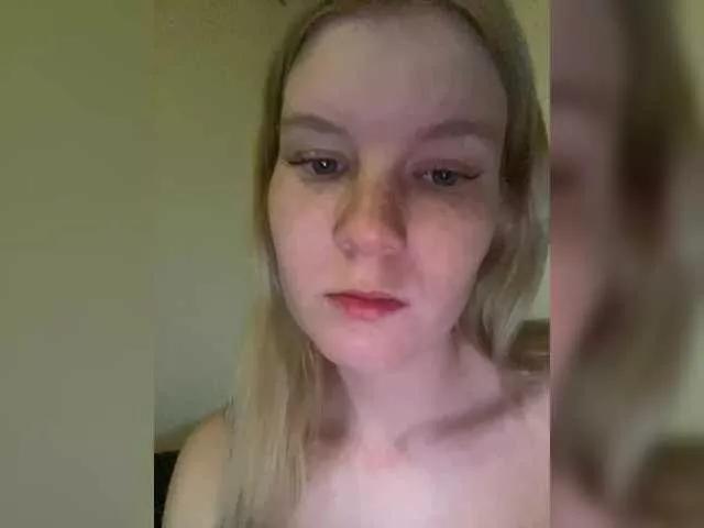 Amelia2004 on BongaCams 