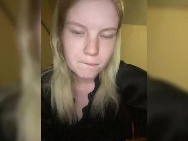 Amelia2004 on BongaCams 