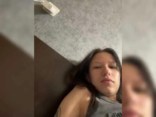 Try 18 years old AngelaXSmile from BongaCams AngelaXSmile from BongaCams