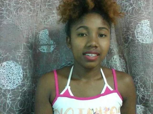 Annah21 on BongaCams 