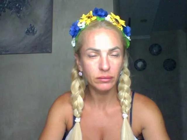 annamari1563 on BongaCams 