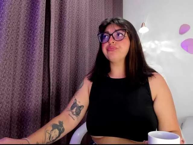 Anniie on BongaCams 