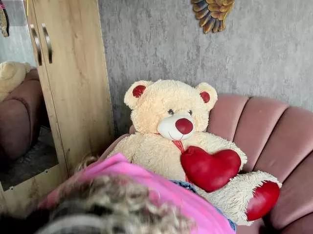 ariana-val on BongaCams 