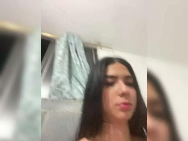 AriannaEvans on BongaCams 