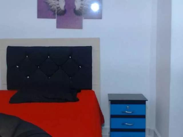 ariellth on BongaCams 