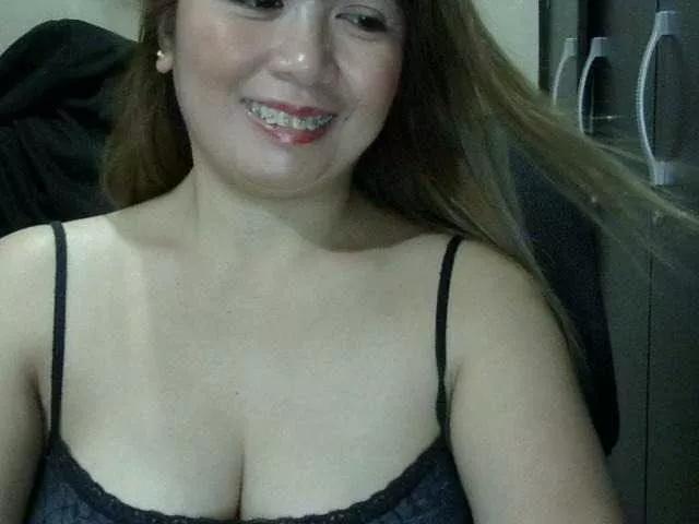 aubrey11 on BongaCams 