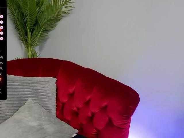 AvaLloyd on BongaCams 