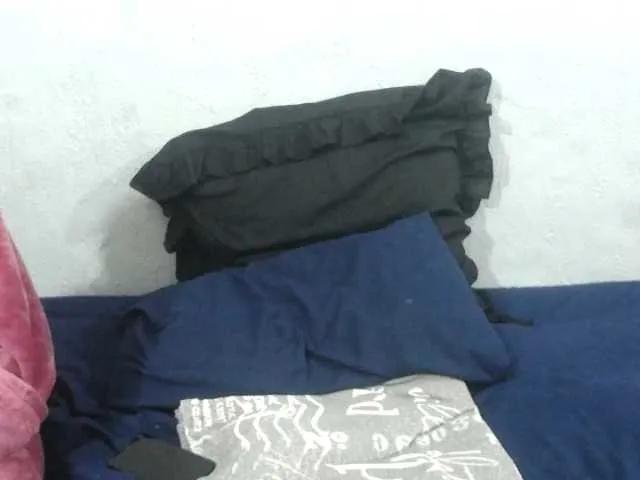 Discover BadKittyLily, she wants to masturbate for you BadKittyLily from BongaCams