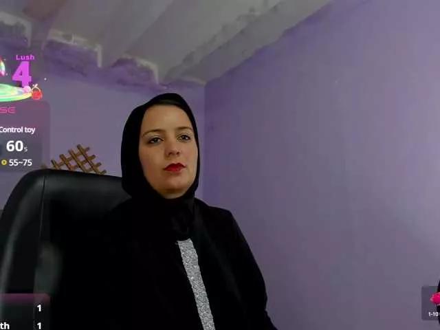 BadraSaadi on BongaCams 