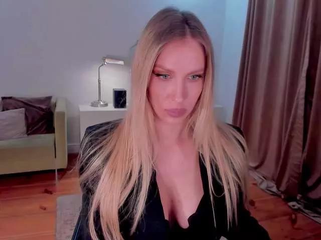 Basic1nstinct on BongaCams 