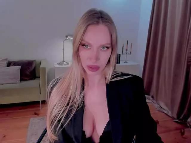 Basic1nstinct on BongaCams 