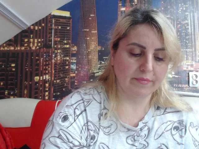 bellamaia on BongaCams 