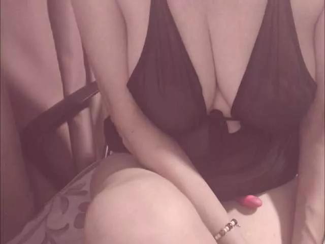 belleblondx on BongaCams 
