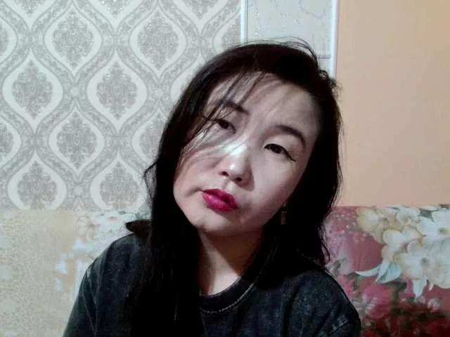 Bet-Lu on BongaCams 