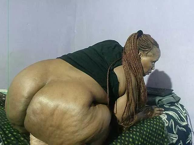 Big-Ass-Wilma on BongaCams 