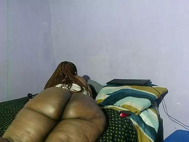 Big-Ass-Wilma on BongaCams 